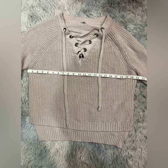 Miracle Cream Sweater with Bell Sleeves Size L - Picture 3 of 4